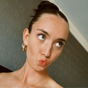 Meet your Posher, Kennedy